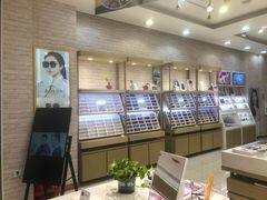 -标准眼镜·蔡司官方授权店(塘沽远洋未来汇店)