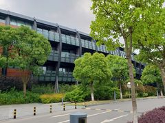 -上海滴水湖皇冠假日酒店