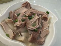 -万山楼海鲜酒家·二十三年老字号