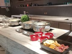 -筠咖啡西餐厅(上海国展宝龙丽筠酒店)