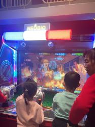 -奈尔宝·儿童乐园·亲子餐厅(华采天地店)