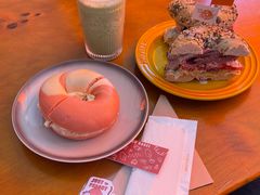 桃子奶酪-Catch Bagel(芳草地店)