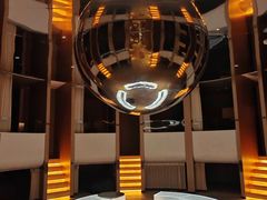 -涨巢·潮玩水疗局