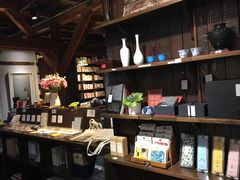 -良友书坊(安徽路店)
