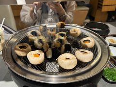 -围炉肉舍•炭烤活鳗•丹东海鲜烤肉(步行街店)