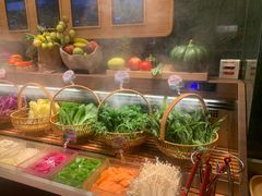 -左庭右院鲜牛肉火锅(浦江欢乐颂店)