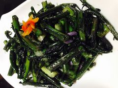 青炒菜苔-刘胖子家常菜·蹄花焖藕(中央花园店)