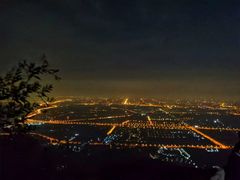 -鬼笑石后山停车场
