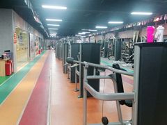 -星动力健身俱乐部(新塘店)