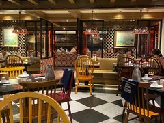 大堂-江边城外烤全鱼(方庄时代购物中心店)