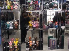 -泡泡玛特POPMART(侨福芳草地店)