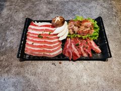 迷你牛肉拼盘-牛信亭韩国料理·炭火烤肉(紫藤路店)