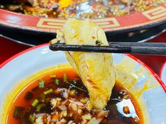 -烧哥美蛙肥肠鱼火锅·十五年社区店