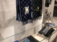实物图-LV路易威登(大兴国际机场店)
