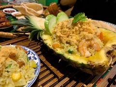 菠萝海鲜炒饭-小娘惹厨房Little Nyonya(狮城有约上榜店)