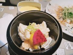 -穹六人间 people 6(岳阳路店)