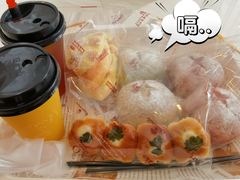 -顶东面包花园·生日蛋糕(世博店)