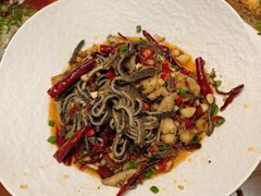 -老铺人家酒店(紫荆名流店)
