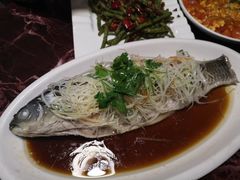 清蒸皖鱼-红山红餐厅(宏源大厦店)