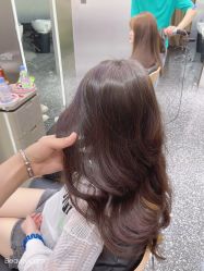 -Tloml salon
