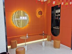 -CE·专业蛋白•羽毛接发·潮色烫染品牌店