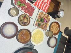-贵府酸汤牛肉火锅·贵州老字号(飞山街店)