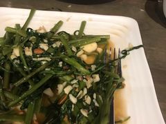 -The Dishes Seafood & Restaurant