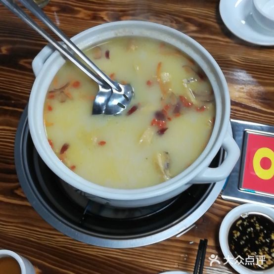 林纪猪肚鸡(旺城店)