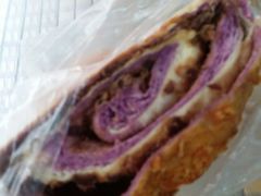 红豆肉松面包-美嘉华面包西饼店(红胜坊店)