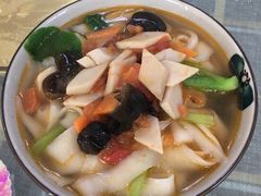 -天天向上素食餐厅(五台山店)