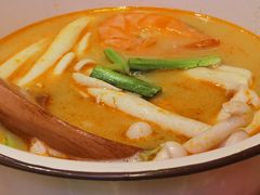 泰式传统冬阴功汤-迷你椰·泰式大排档(观前街店)