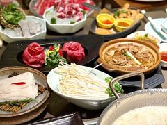 -捞王锅物料理(上海世茂广场店)