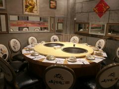 包厢-山河屯铁锅炖鲜鹅·东北菜(开发区一店)