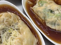 -后街女孩肠粉店