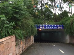 -闵行体育馆-停车场