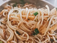 -正宗杨记普洱酸醋米线(总店)