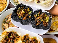-李与白包子铺(桐梓林店)