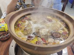 -威邵鸡煲(西华路总店)
