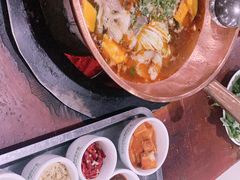 -朝伟清真铜瓢牛肉馆(三十年老·店)