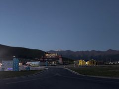 -祁连山·岗什卡雪峰景区