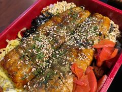 自制活鳗鱼盖饭-鳗鱼家·深夜食堂(军博店)
