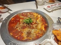 -古乐牛香•鲜牛肉牛杂火锅(系马桩总店)
