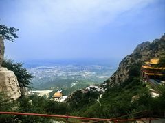 -鸡鸣山旅游风景区