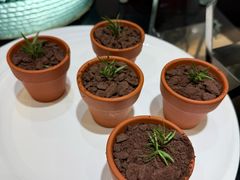 -亮马河饭店翠雅咖啡厅