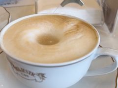 -Majestic Café