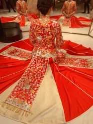 点击看大图 -GRACE KELLY婚纱与礼服(北京店)