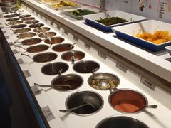 自助调料区-海底捞火锅鲜切牛肉主题店(长寿路店)
