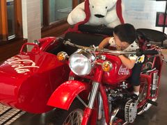 -东方明珠·可口可乐欢乐餐厅