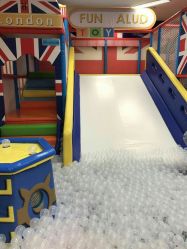 -孩子王童乐园(保定万博广场店)