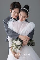 点击看大图 -挪娅婚纱摄影皇家会所